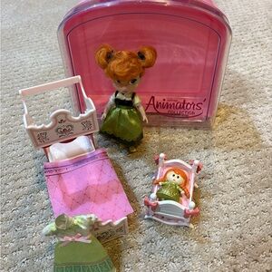 Disney Animators' Collection Anna Doll with Accessories and Case